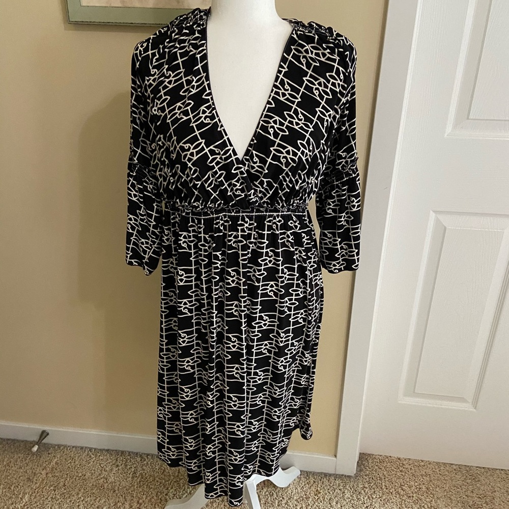 Black/white stretchy Dress